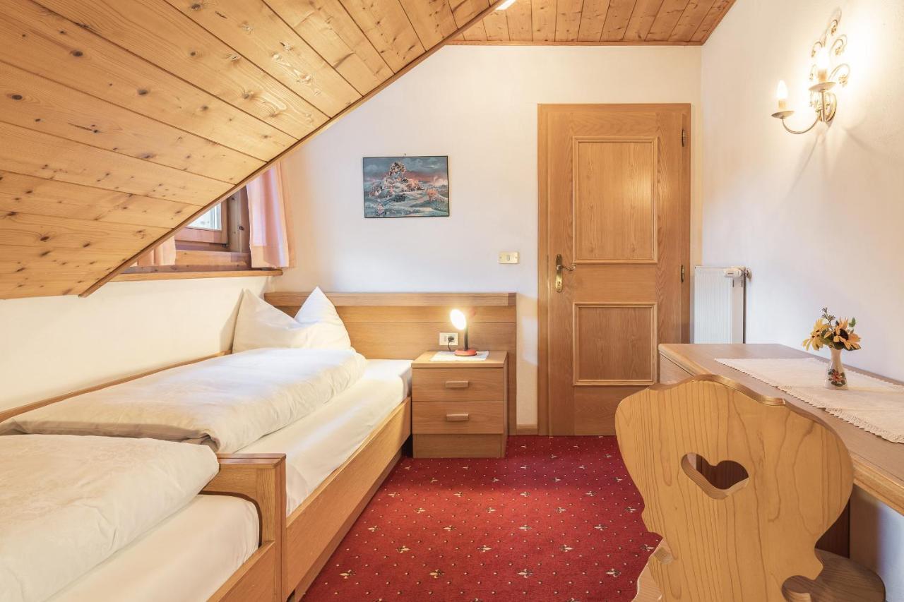 App. Promberger Apartment San Lorenzo di Sebato Luaran gambar